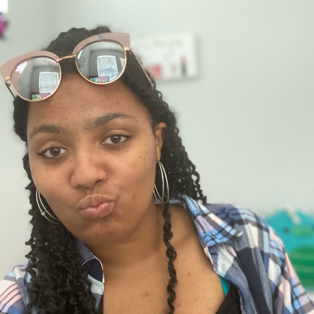 Meet your Posher, Brianna